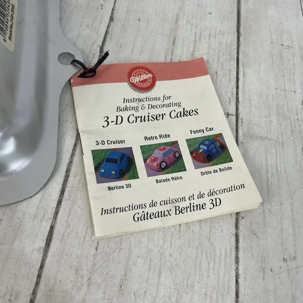 Wilton Car Cake Pan 3D Cruiser Car Coupe Bug Jelly Mold #2105-2043 New